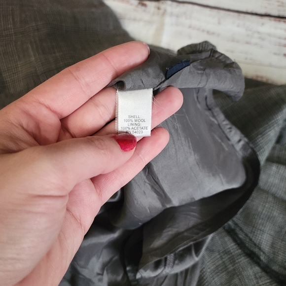 Banana Republic S2 Wool Lined Skirt - Picture 4 of 6